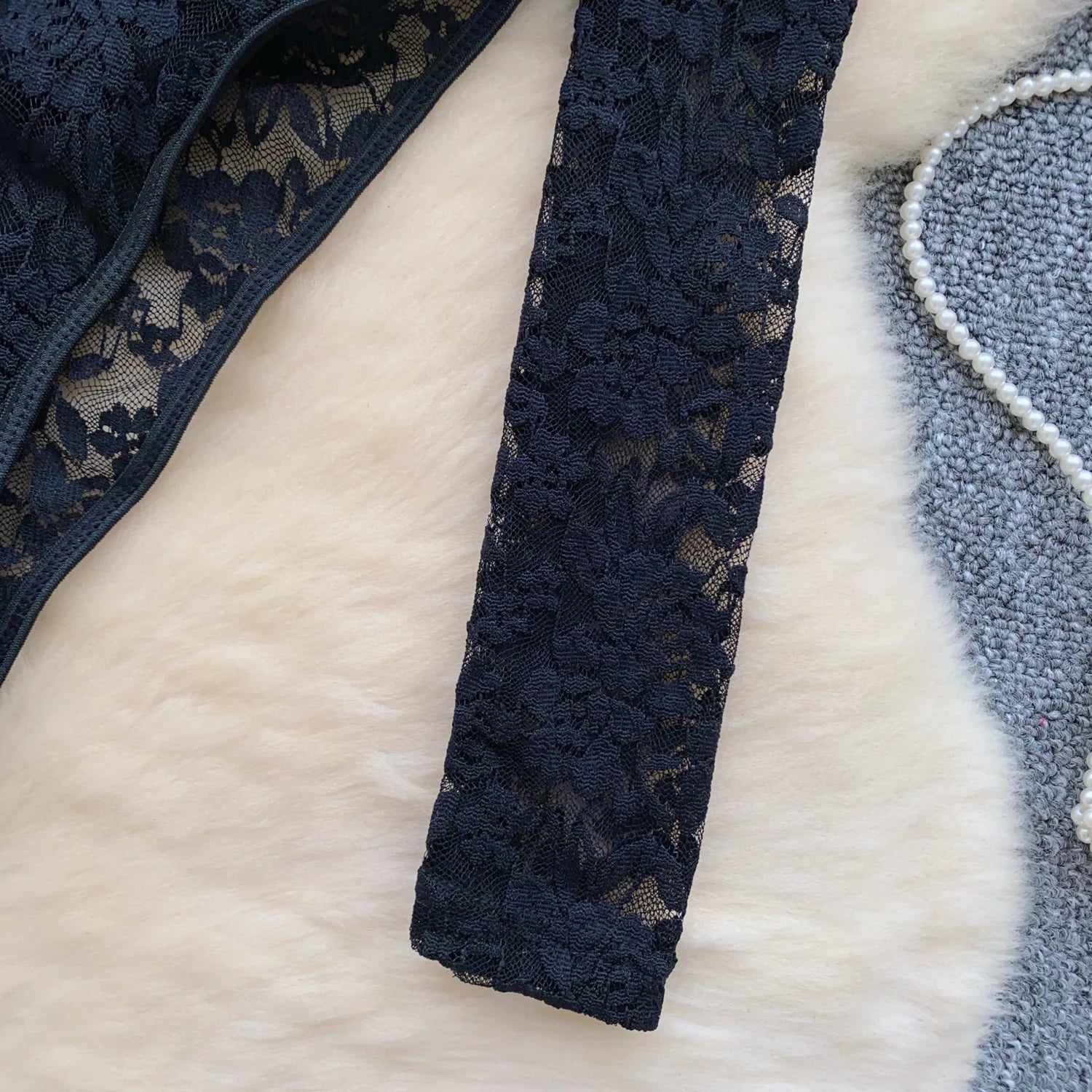 Lace Splice Mesh V Neck Long Sleeves Bodysuits