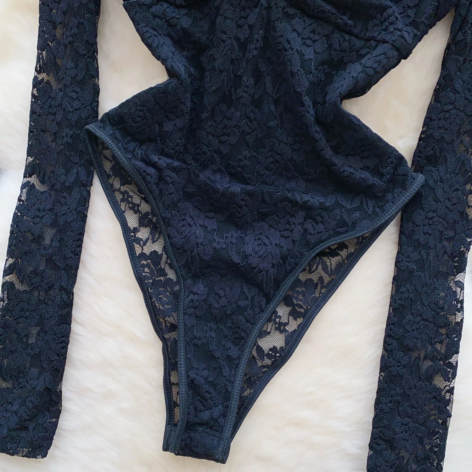 Lace Splice Mesh V Neck Long Sleeves Bodysuits