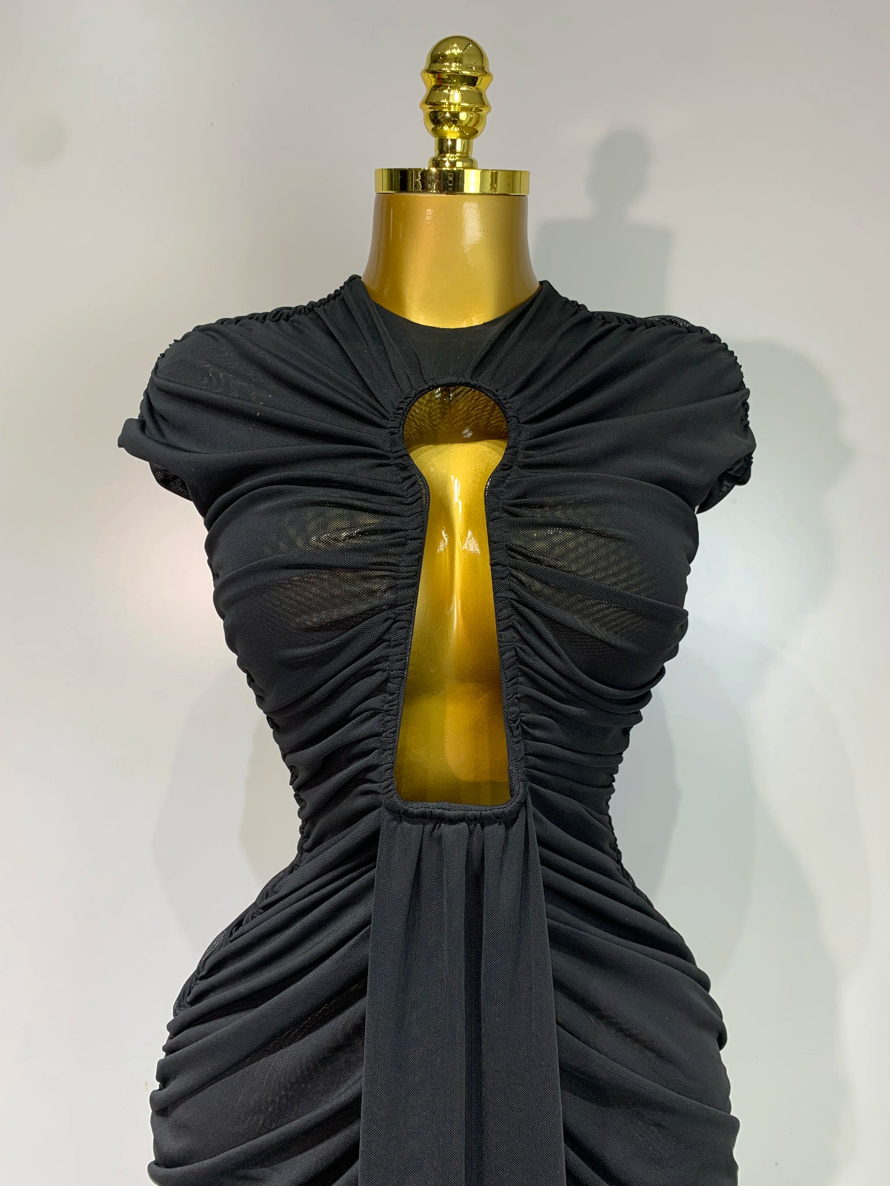 Hollow Out Sleeveless O-Neck Bodycon Dress