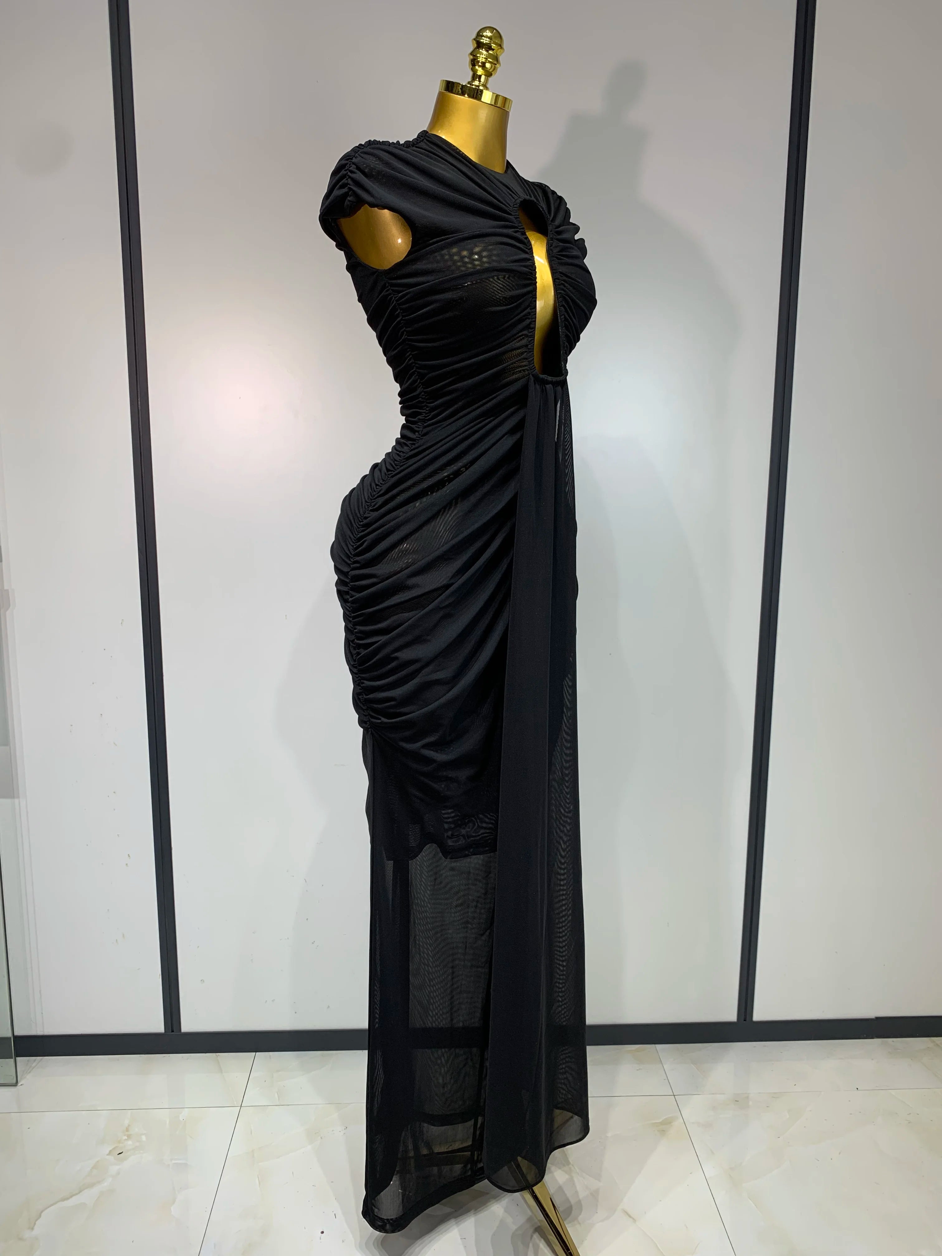 Hollow Out Sleeveless O-Neck Bodycon Dress