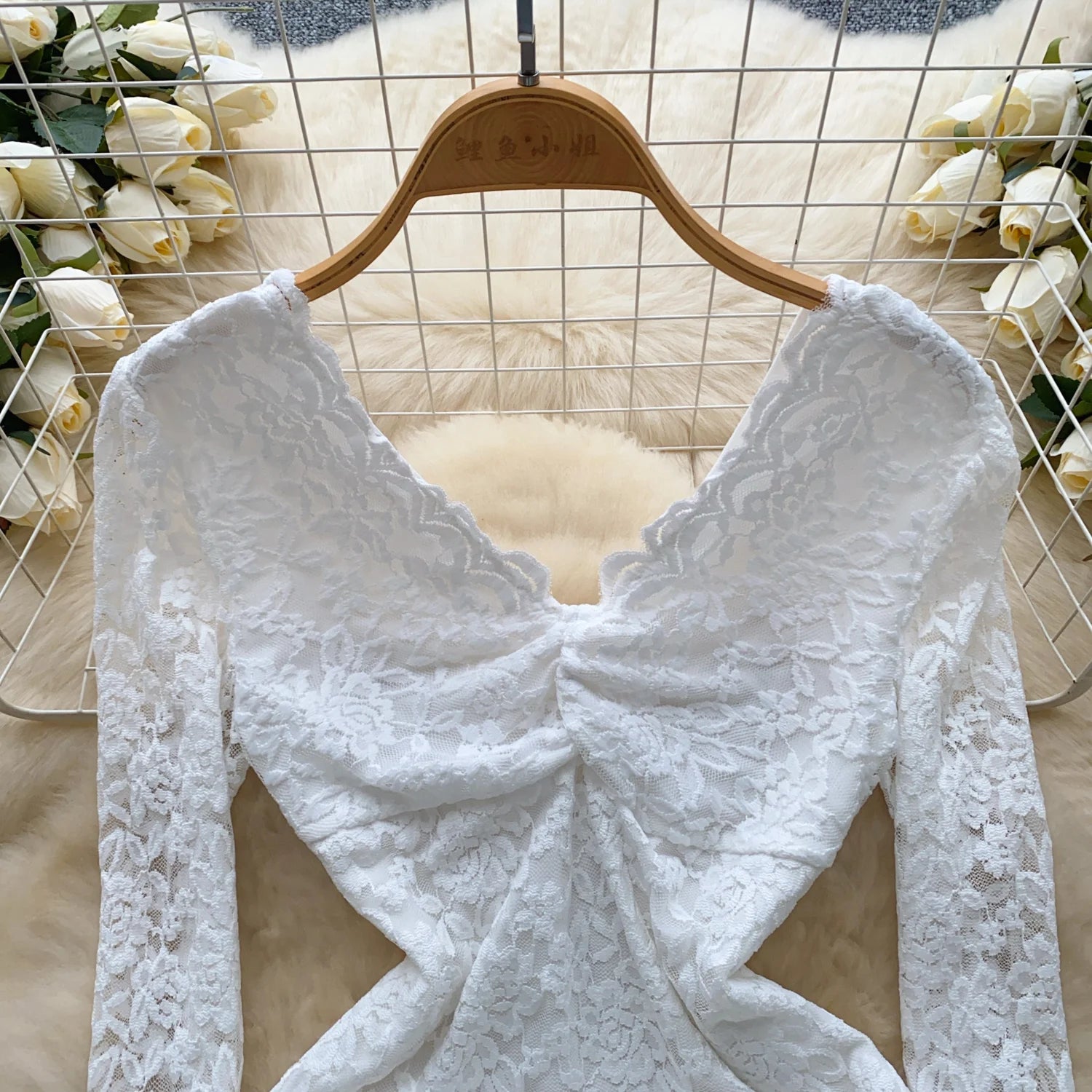 Lace Splice Mesh V Neck Long Sleeves Bodysuits